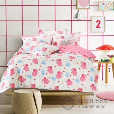 It is made of 100% Combed Cotton Sateen, which is one of the most popular supreme fabrics for high-end bedding. It has a silky fine, soft and smooth touch, with a luster finish, so that it provides extra comfort for kids’ skin. 
